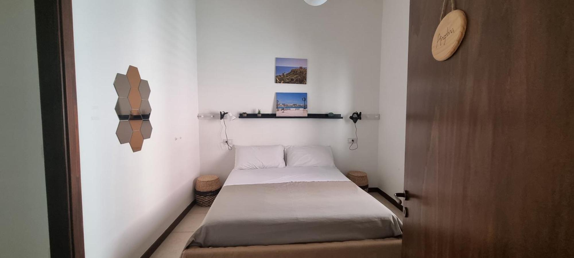 B&B Via Napoli 레베라노 외부 사진