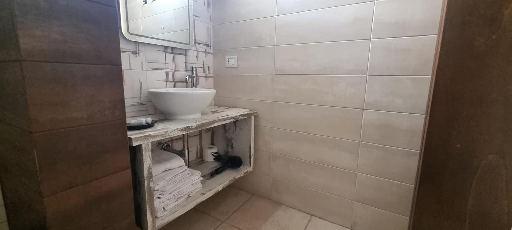 B&B Via Napoli 레베라노 외부 사진